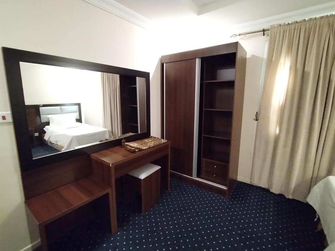 Aparthotel فندق الفرسان المتحدة فرع الفيصلية à DDjeddah Extérieur photo