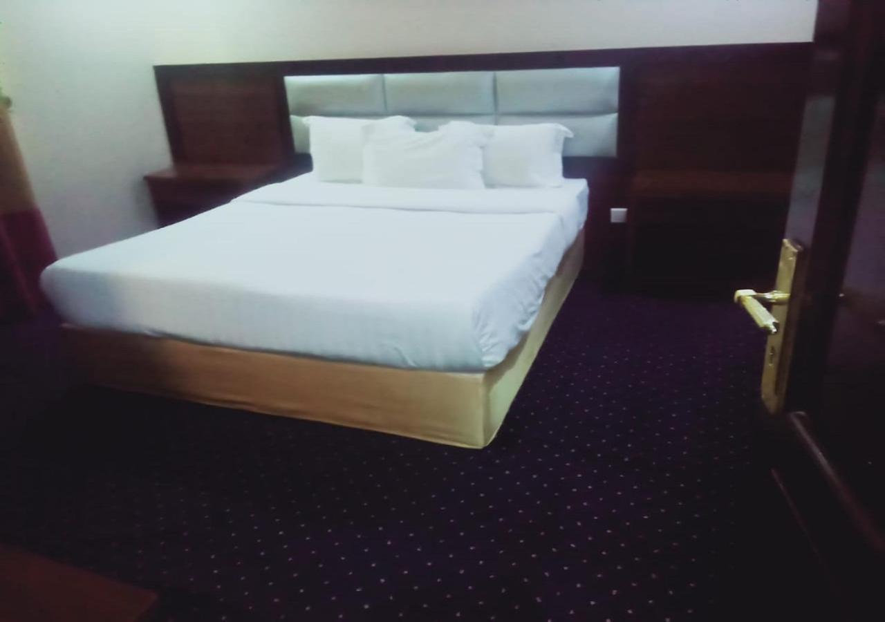 Aparthotel فندق الفرسان المتحدة فرع الفيصلية à DDjeddah Extérieur photo